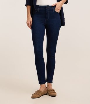 Calça Jeans Skinny com Elastano e Cintura Média Azul Escuro