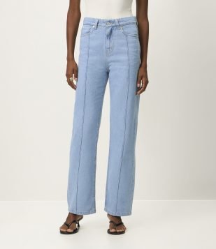 Calça Reta Comfort em Jeans com Costura Aparente Claro