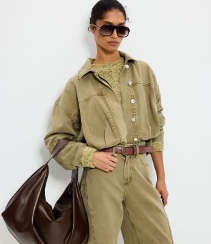 Jaqueta Bomber em Jeans com Pregas e Gola Polo Marrom Taupe