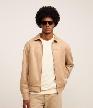 Jaqueta com Detalhes em Recorte e Barra com Elástico Marrom