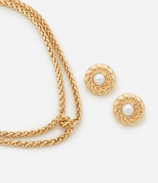 Conjunto de Colar Curto com Nó e Brinco Botão com Pérola Sintética Dourado