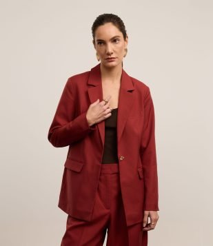 Blazer Boho Alfaiatado com Lapelas e Bolso no Peito Vermelho