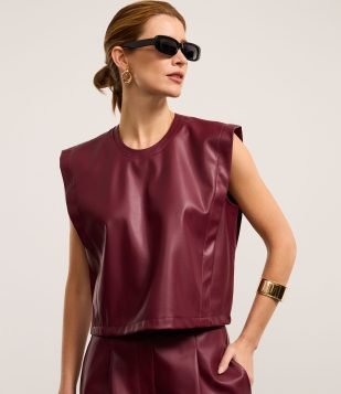 Blusa em PU com Abertura de Gota Vermelho