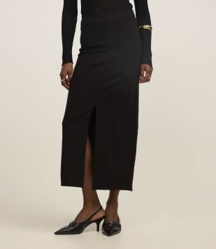 Saia New Midi em Ponto Roma com Fenda Frontal e Bolsos Embutidos Preto