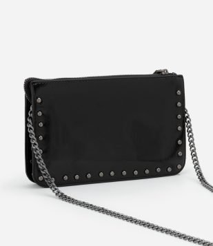 Bolsa Transversal Pequena com Bolsos e Alça de Corrente Preto