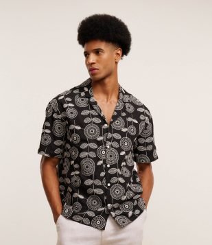 Camisa em Jacquard com Estampa de Folhagem Preto