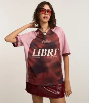 Camiseta em Microfibra Esportiva com Lettering Libre Rosa