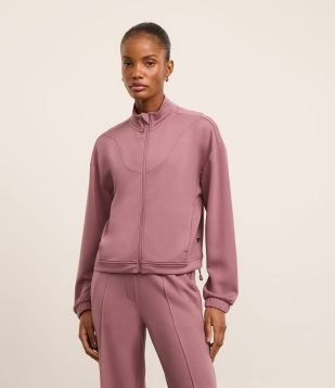 Jaqueta Esportiva em Viscose com Gola Alta e Ajuste na Barra Roxo