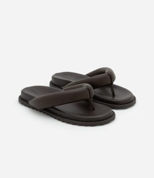 Sandália Rasteira Mule Puffer em PU com Palminha Anatômica Marrom