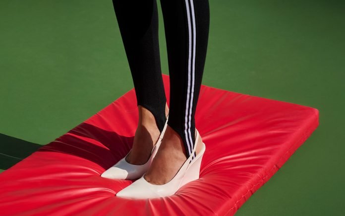 Qual sapato usar com calça legging? Nossas ideias vão além dos treinos!