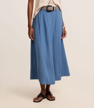 Saia Evasê Midi em Viscose com Cinto de Ráfi Azul