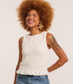 Blusa Regata em com Lastex e Babadinho na Barra Branco