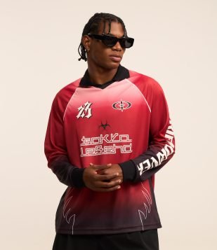 Camisa Boxy Esportiva Com Estampa Degradê Vermelho