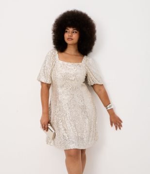 Vestido Curto em Paetê Curve & Plus Size Champagne
