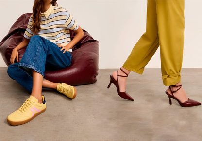 Saia da rotina com estes calçados coloridos que são a cara do verão