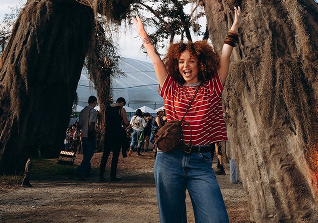 Rock the Mountain e Renner se unem na moda e na música