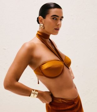 Biquíni Top Meia Taça em Microfibra com Textura Marrom