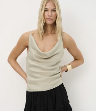 Blusa de Alça em Liocel com Linho e Decote Degagê Verde