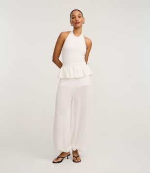 Calça Aladim Texturizada em Piquet com Elástico no Cós Off White