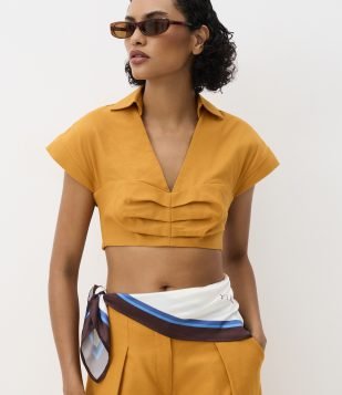 Camisa Cropped em Algodão com Linho e Pregas no Busto Amarelo