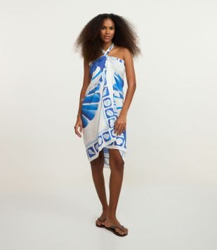 Canga em Viscose com Estampa de Conchas Branco Azul