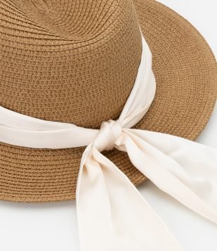 Chapéu de Praia Panamá com Lenço Acetinado Bege