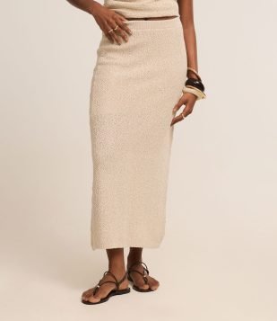 Saia Reta Midi em Tricô com Elástico no Cós Bege
