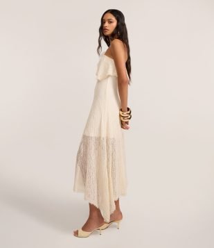 Vestido New Midi Texturizado em Renda com Sobreposição Off White