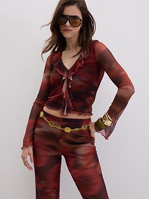 Como criar um look vermelho contemporâneo