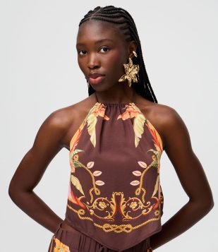 Blusa Frente Única em Viscose com Estampa Tropical Marrom