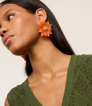 Brinco Botão em Resina com Formato Flor Laranja