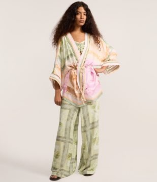 Calça Pantalona em Twill com Estampa Tropical Verde