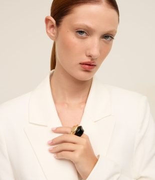 Maxi Anel com Faces Bicolores Dourado e Preto