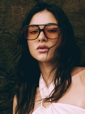 Dicas certeiras para acabar de vez com o frizz dos cabelos