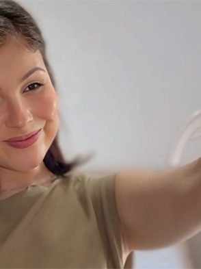 Tendência mini me com Thata Menezes, um look mais fofo que o outro!