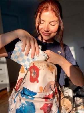 Thatha Menezes te ajuda a montar a mala das crianças