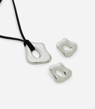 Conjunto de Colar com Amarração e Brincos de Formato Orgânico Metálico Prata