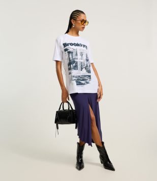 Saia Reta em Microfibra com Franzido e Fenda Frontal Azul Marinho