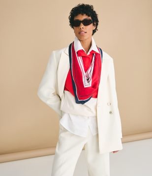 Blazer Oversized Alfaiatado com Abotoamento Transpassado Off White