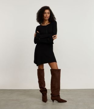 Bota Over The Knee em Suede com Caimento Franzido Marrom