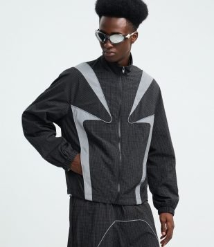 Jaqueta Leve Tecnologico Liso Quadriculado com Painéis Refletivos Preto