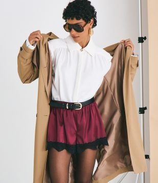 Short de Pijama em Cetim com Renda na Barra Vinho