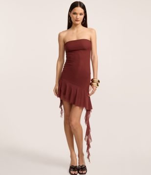 Vestido Curto em Tule com Babado Assimétrico na Barra Marrom