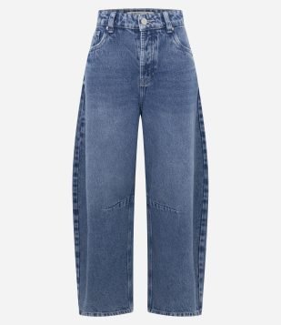 Calça Barrel em Denim com Cintura média e Five Pockets Estruturados Azul