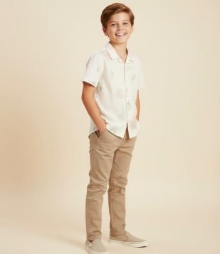 Calça Infantil com Corte Alfaiatado e Bolsos - Tam 5 a 14 Anos Bege