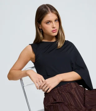 Blusa Ombro Único em Jersey com Camada Assimétrica Preto