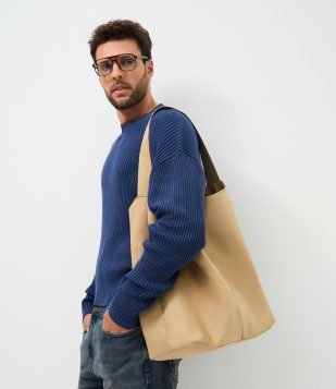 Bolsa Tote em Suede com Bolso Interno Bege