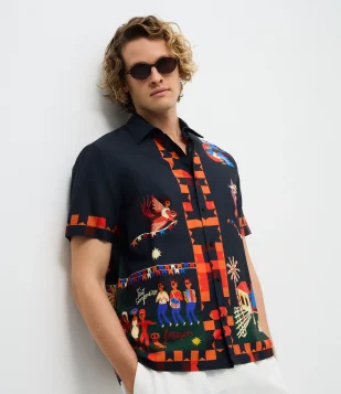 Camisa com Estampa Cena Festa de Alceu Valença Azul