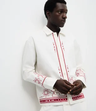 Camisa em Algodão com Mandala Bordada Alceu Valença Branco