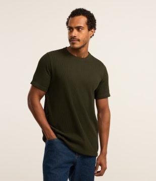 Camiseta Regular em Algodão Texturizado Verde Escuro